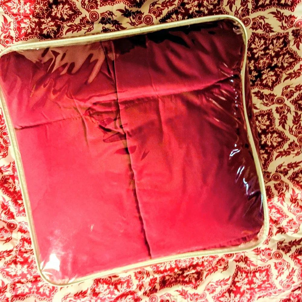 Microfiber Down Comforter in Red